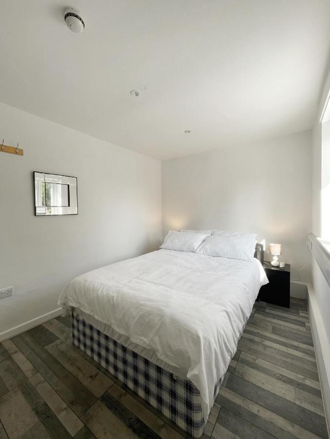 Апартаменты Bright, Warm & Cozy House In Harpurhey Манчестер Экстерьер фото